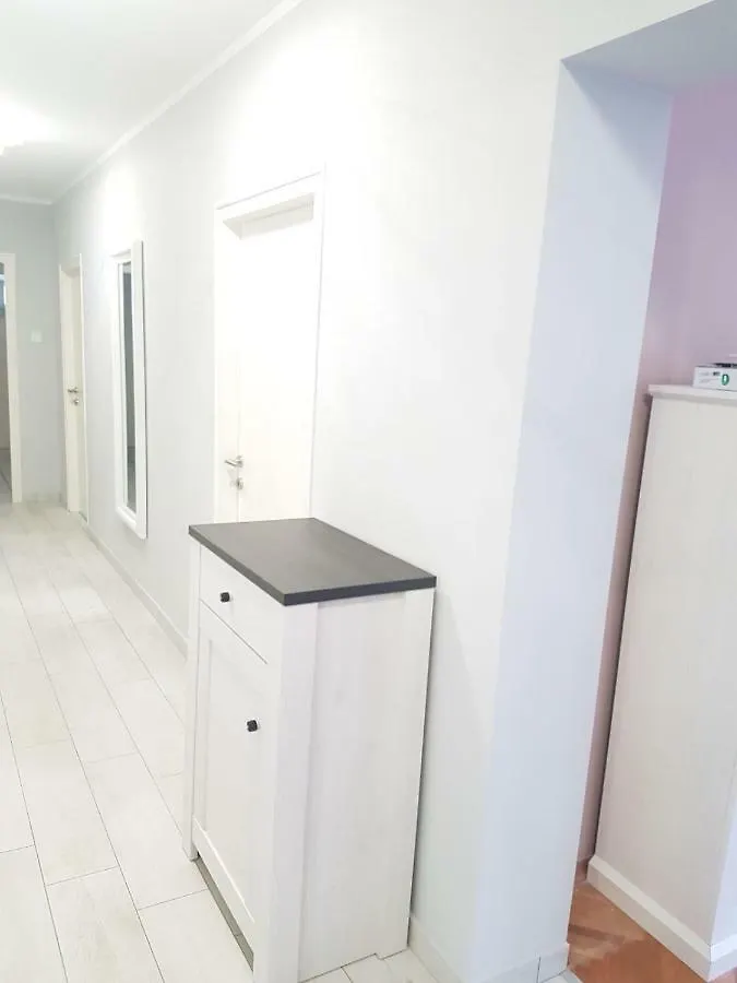 App Sandra 3 Bedrooms On 112M2 Kostrena Sodici Apartamento