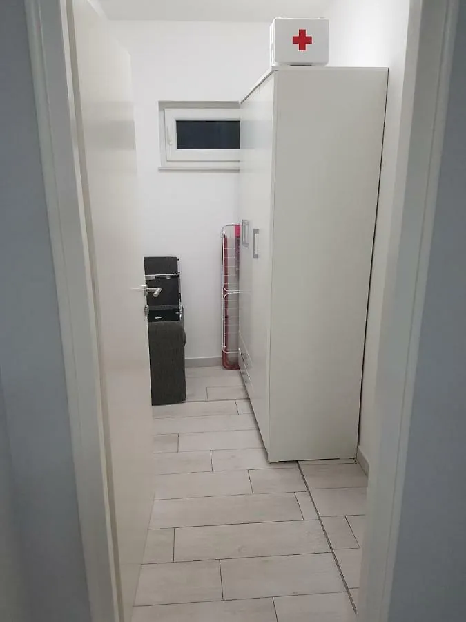 App Sandra 3 Bedrooms On 112M2 Kostrena Sodici 0*,